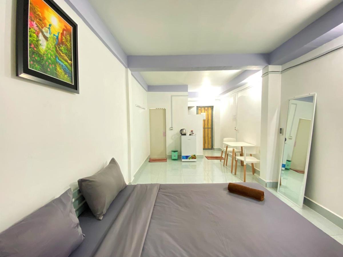 Sevenstars Hostel Sihanoukville Buitenkant foto